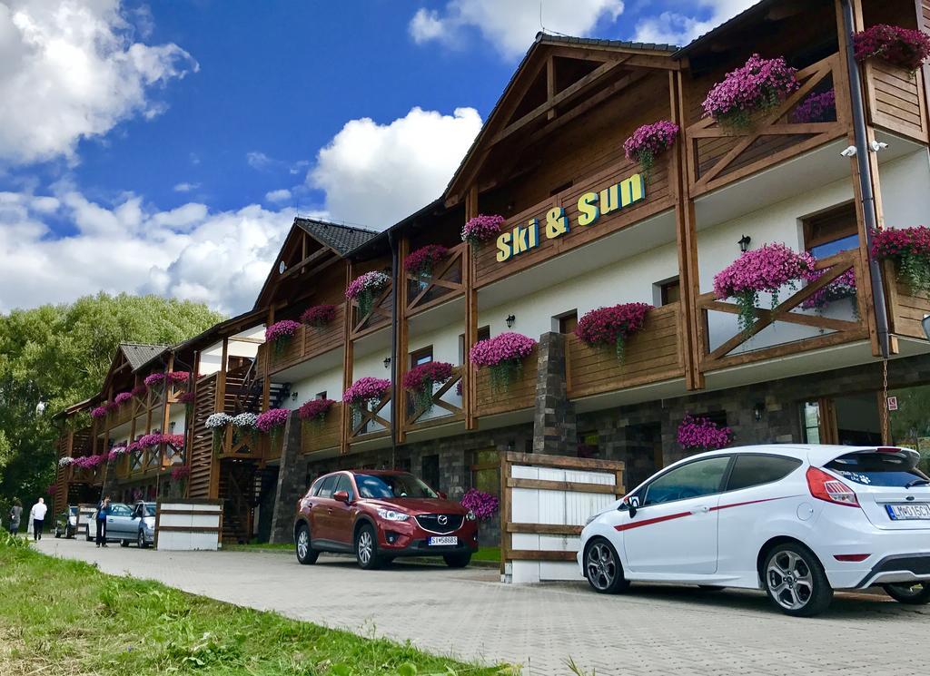 Ski & Sun Wellness Apartments Liptovský Mikuláš エクステリア 写真